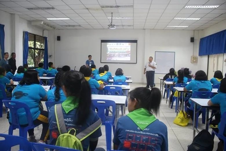 นักเรียนค่าย ต้นกล้าอันดามัน รุ่นที่ 2 เยี่ยมชมพิพิธภัณฑ์สัตว์น้ำ