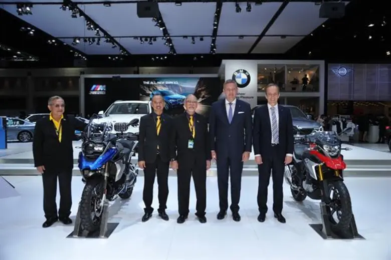 พร้อมเผยโฉมบีเอ็มดับเบิลยู R 1200 GS Rallye Version...