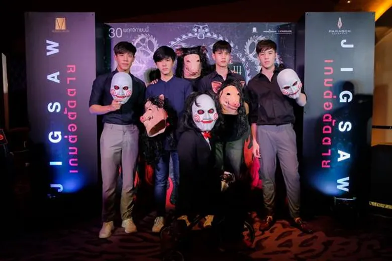 Movie Guide: สมการรอคอย! “JIGSAW เกมต่อตัดตาย” เปิดฉากเกมโคตรโหด จัดหนักความวิปลาสสยองยกโรง สาวกคอนเฟิร์มบีบหัวใจจนนั่งไม่ติดเบาะ