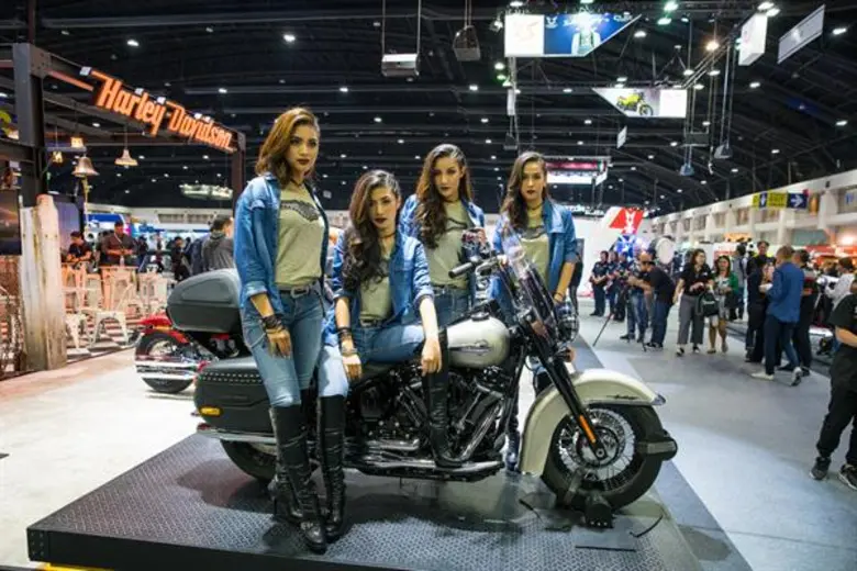 ฮาร์ลีย์-เดวิดสัน เปิดตัวรถมอเตอร์ไซค์รุ่นตกแต่งพิเศษ (CVO) และซอฟเทล (SOFTAIL) ประเดิมร่วมงานมอเตอร์ เอ็กซ์โป ครั้งที่ 34