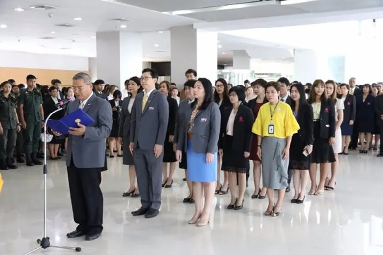 เฉลิมพระเกียรติ ร.๙ ... ม.ศรีปทุม ร่วมถวายราชสักการะ “วันคล้ายวันพระราชสมภพ”