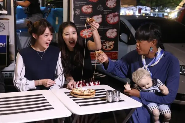 ทีวีไกด์: รายการ "#TEAMGIRL" “แพทตี้-มุก-เจนนี่” พาฟินเก๋ไก๋ สไตล์วินเทจ จัด 5 ร้านต้องห้ามพลาด ใน JJ Green