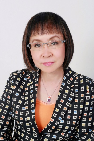 เพราะหลงใหลในศิลปะทุกแขนง รศ.ดร. ศิริยุพา...