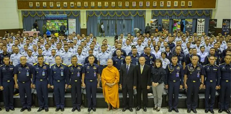 เปิดมุมดีต่อใจ! 2 นักเรียนนายเรืออากาศ กับเป้าหมายให้ “กองทัพเดินด้วยธรรม”