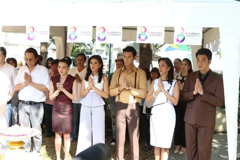 “ช่อง 8” บวงสรวง “ดงผู้ดี”  คว้า “สมาร์ท – นนนี่” ประชันดราม่า