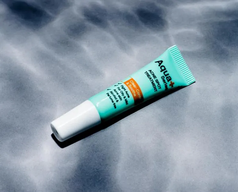 Acne Spot Treatment ผลิตภัณฑ์ดูแลและบำรุงผิวสูตรพิเศษสำหรับผิวมัน ผิวบอบบางและผิวเป็นสิวง่าย