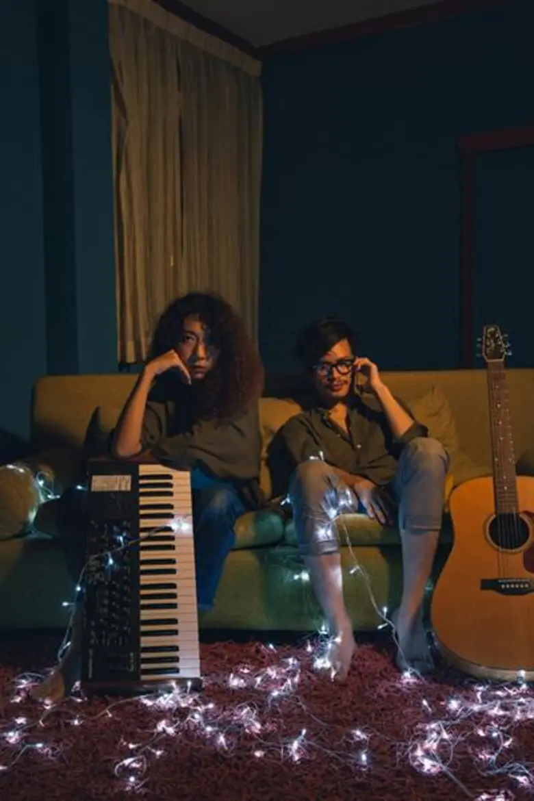 TWO PILLS AFTER MEAL บันทึกความทรงจำผ่านบทเพลง "อย่าให้เลือนหาย (FAREWELL)" แทร็คสุดท้ายจากอัลบั้ม FIRST KIT