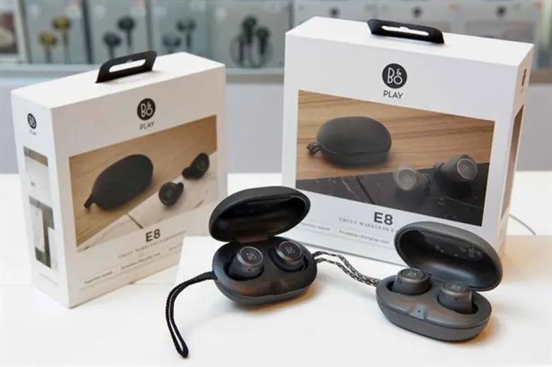 อาร์ทีบีฯ ต่อยอดความแรงของ B&O PLAY แบรนด์เครื่องเสียงระดับตำนาน ด้วยการส่ง “Beoplay E8” สุดยอดนวัตกรรมหูฟังไร้สายระดับพรีเมี่ยมแบบ Truly Wireless ตัวแรก ที่เน้นเรื่องคุณภาพเสียงและมาพร้อมดีไซน์สุดหรูเขย่าตลาดส่งท้ายปี