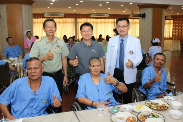 พนักงานทาทา สตีล ร่วมส่งความสุขแก่ผู้ป่วยทหาร โรงพยาบาลทหารผ่านศึก
