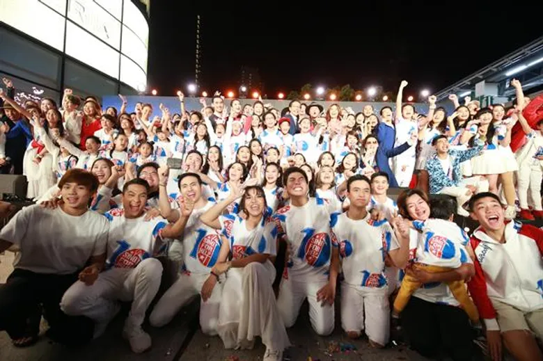 จารึกความทรงจำครั้งสุดท้ายของคอนเสิร์ตการกุศล “Sing for Help 2017” 1 ทศวรรษแห่ง “การให้” ด้วยเสียงเพลง