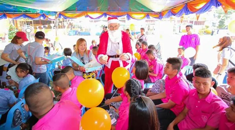 เอฟดับบลิวดี ประกันชีวิต ร่วมมอบโอกาสทางการศึกษา ผ่านกิจกรรม “Giving a chance for school” ณ โรงเรียนราษฎร์นิยมวิทยา อำเภอวิเศษชัยชาญ จ. อ่างทอง