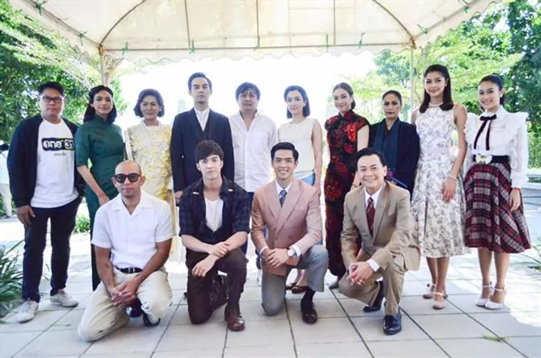 “ช่องวัน” บวงสรวง “เรือนเบญจพิษ” ส่ง “มอส-นุ่น-แป้ง-ปูเป้-น้ำผึ้ง” ประชันบทเข้ม
