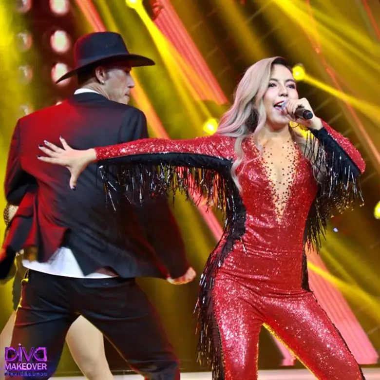 ลุคใหม่สุดตะลึง! แนนซี่ ชัชฎาภรณ์ สาวเสียงสวยเข้ารอบคนแรก Diva Makeover