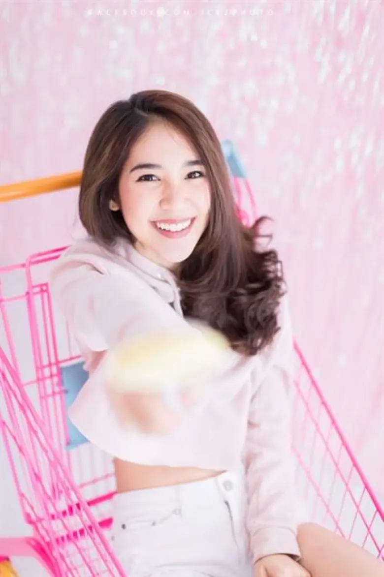 กำลังจะผ่านพ้นปีเก่า เพื่อต้อนรับปีใหม่ที...