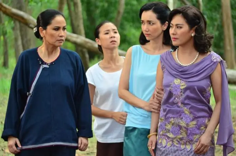 เรื่องย่อ: เรือนเบญจพิษ