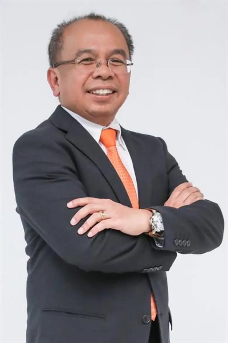 ปฏิทินธนชาตทรงคุณค่าชุด 'ใต้ร่มพระบารมี ตติยราชมหิดล’ เทิดไท้พระมหากษัตริย์แห่งราชสกุลมหิดลในพระบรมราชจักรีวงศ์ พร้อมเทคโนโลยีทันสมัยรับยุคไทยแลนด์ 4.0 ด้วยแอปฯ Thanachart Calendar