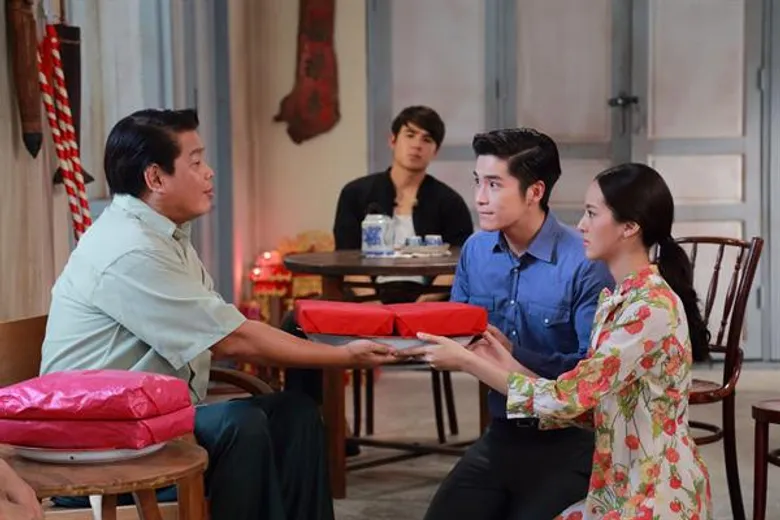 เรื่องย่อ: เสน่ห์นางงิ้ว