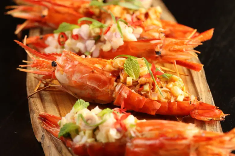 คนรัก 'กุ้งแม่น้ำ’ ห้ามพลาดหลากหลายเมนูสุดอร่อย ณ โรงแรมฮิลตัน พัทยา