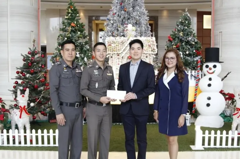 คุณวิรุฬห์ จิระพจชพร ผู้อำนวยการฝ่ายการเง...