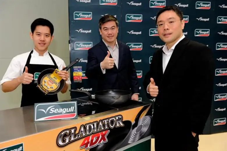 ไทยสเตนเลสสตีล มั่นใจเศรษฐกิจช่วงขาขึ้น อัดงบการตลาดเดินเกมสู้ศึกเครื่องครัวยุคดิจิตอล ตั้งเป้าขยายฐานกลุ่มคอนซูเมอร์และเอสเอ็มอี คาดปี 61 เติบโต 20%