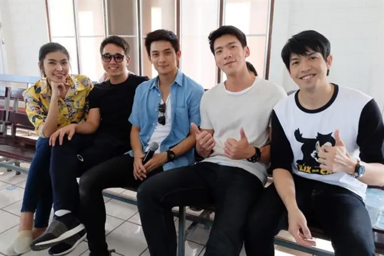 นักแสดงช่อง3 ร่วมงานวันเด็ก ส่งความสุขให้น้อง ๆ หนู ๆ โรงเรียนบ้านเขาเลี้ยว จ.สระบุรี, ทำเนียบรัฐบาล และมูลนิธิบ้านชัยพฤกษ์