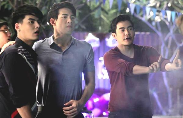 “ฌอห์ณ-ฮั่น-ณัฏฐ์” ดี๊ด๊า!! Pool Party สนุกสุดเหวี่ยง