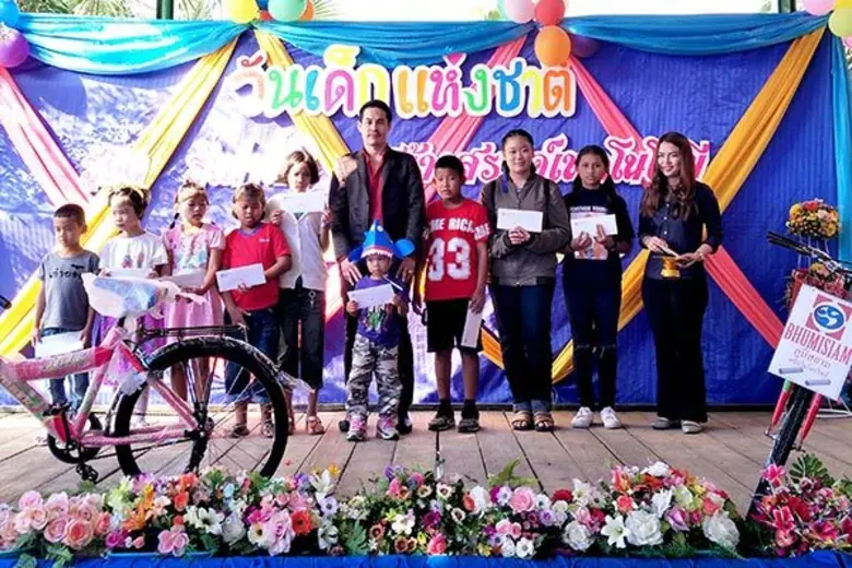 นายรัฐโรจน์ ภูริหิรัญพิพัฒ กรรมการผู้จัดก...