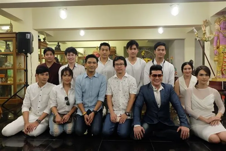 ช่อง 3 – กันตนา ถือฤกษ์ดี บวงสรวงเบิกฤกษ์ละครออนแอร์ “เงินปากผี” “ป๋อ ณัฐวุฒิ – เด่นคุณ” นำทัพนักแสดง แฟนละคร ร่วมพิธีเสริมสิริมงคล