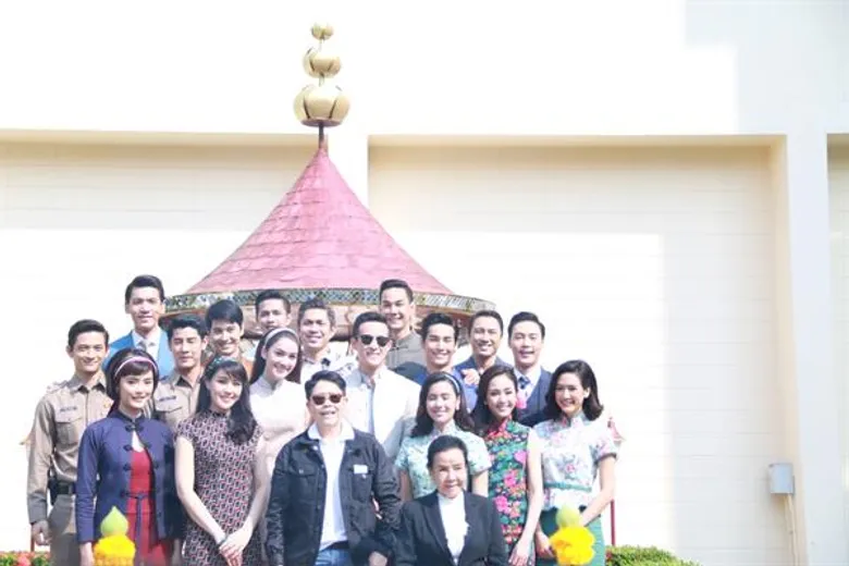 “พี่ปิ่น - ณัฏฐนันท์” บิ๊กบอสจากค่ายทีวีซีน จับพระนางคู่ขวัญคู่ใหม่ “เจมส์ มาร์ ประกบ เดียร์น่า” ในละครบู๊ดราม่าสุดเข้มข้น “ชาติเสือพันธุ์มังกร”