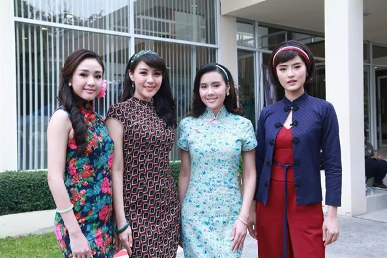 “พี่ปิ่น - ณัฏฐนันท์” บิ๊กบอสจากค่ายทีวีซีน จับพระนางคู่ขวัญคู่ใหม่ “เจมส์ มาร์ ประกบ เดียร์น่า” ในละครบู๊ดราม่าสุดเข้มข้น “ชาติเสือพันธุ์มังกร”