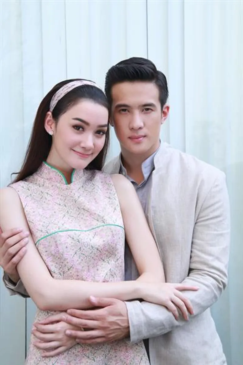 “พี่ปิ่น - ณัฏฐนันท์” บิ๊กบอสจากค่ายทีวีซีน จับพระนางคู่ขวัญคู่ใหม่ “เจมส์ มาร์ ประกบ เดียร์น่า” ในละครบู๊ดราม่าสุดเข้มข้น “ชาติเสือพันธุ์มังกร”