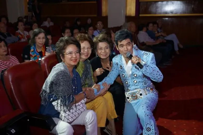 คอนเสิร์ต “King Of Rock N’ Roll Elvis Presley” เมื่อราชาเพลง ร็อค แอนด์ โรลล์ ถูกปลุกขึ้นมาวาดลวดลายบนเวทีศาลาเฉลิมกรุงอีกครั้ง