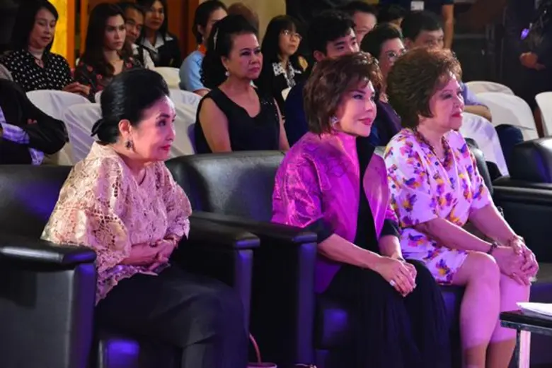 สมาคมนักร้องแห่งประเทศไทย ฯ จับมือ มูลนิธิสวัสดิการนักแสดงอาวุโส คอนเสิร์ต “สองวัยใจเดียวกัน” ครั้งที่ 2 พบกับปรากฏการณ์รวมตัวอีกครั้ง ระหว่างศิลปินรุ่นครูและรุ่นศิษย์