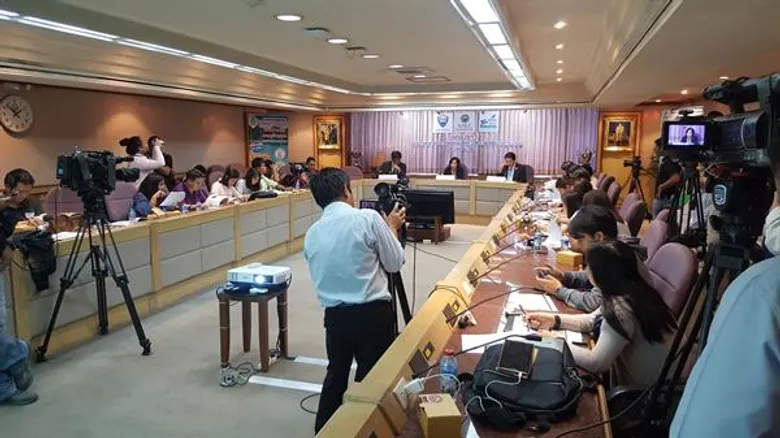 SME Development Bank ดึงผลสำรวจ ม.หอการค้า ต่อยอดมาตรการหนุนตรงเป้า เตรียมสินเชื่อ 7 หมื่นล้าน อุ้ม SMEs ได้รับผลกระทบขึ้นค่าแรง