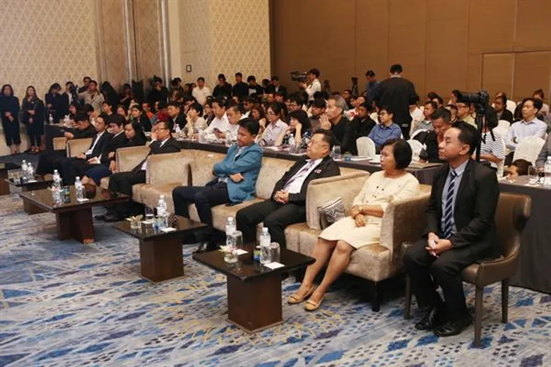 กรมส่งเสริมอุตสาหกรรม จับมือจุฬาลงกรณ์มหาวิทยาลัยเปิดตัว“DIP SME Academy” และระบบการเรียนรู้อิเล็กทรอนิกส์ ผลักดันแนวคิดนวัตกรรมเชิงสร้างสรรค์ พัฒนาศักยภาพต่อยอดธุรกิจเพื่อผู้ประกอบการรุ่นใหม่ในยุคเศรษฐกิจ 4.0