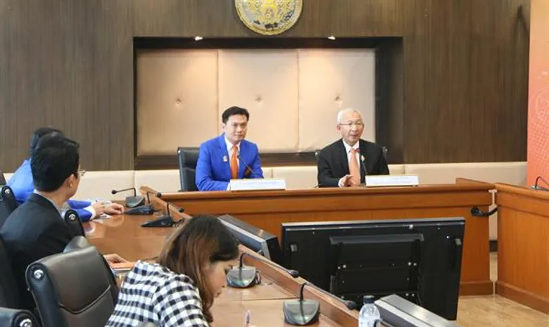 สจล. ขานรับนโยบายชาติ ผนึกญี่ปุ่น เตรียมเปิดโรงเรียนเตรียมเทคโนโลยี ปั้นอาชีวะหัวกะทิ 5 สาขา ตอบอุตสาหกรรมเป้าหมาย