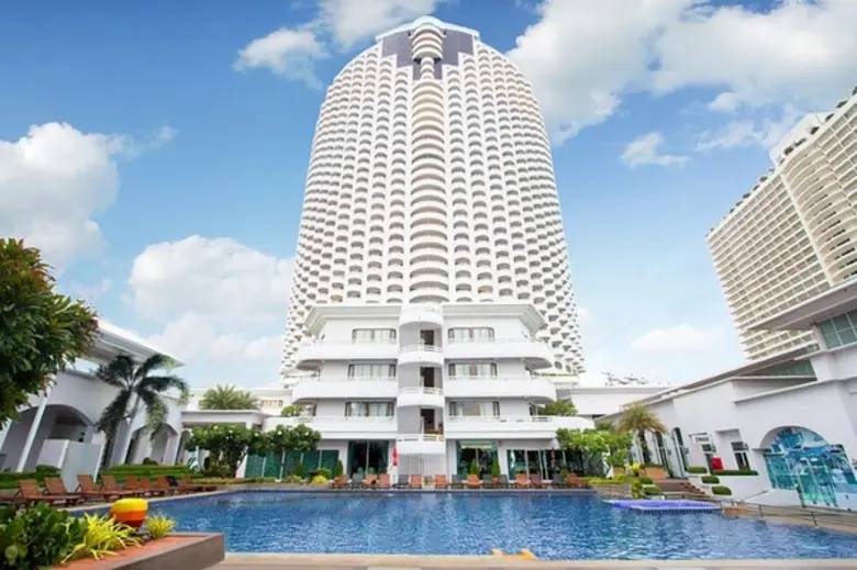 บุฟเฟ่ต์มื้อค่ำฉลองเทศกาลตรุษจีน ณ โรงแรม ดี วารี จอมเทียนบีช พัทยา