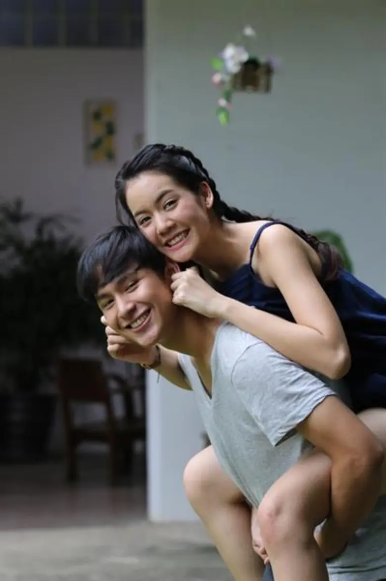 “โดนัท-โบว์” โชว์จิ้นหนัก ลุ้นรักนอกจอ ในละคร “คุณชายไก่โต้ง”
