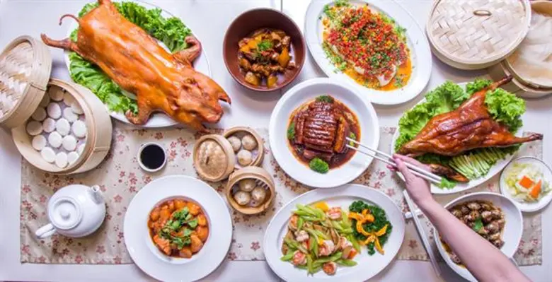 อร่อยบุฟเฟ่ต์เทศกาลตรุษจีน 2561 ณ ห้องอาหารควิซีน อันปลั๊ก โรงแรมพูลแมน คิง เพาเวอร์ กรุงเทพ