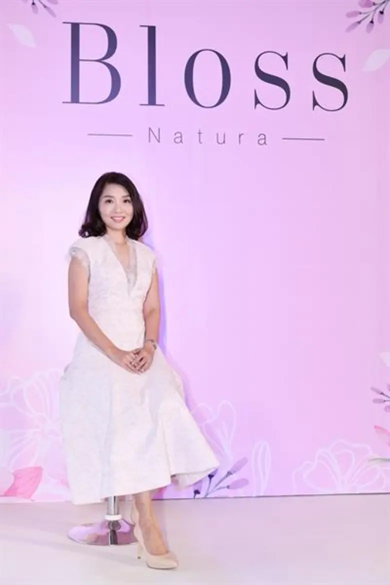 “Bloss Natura” ต่อยอดเปิดตัวครีมกันแดด “UV Solution” บุกตลาดบิวตี้ตอบโจทย์ไลฟ์สไตล์สาวยุคใหม่