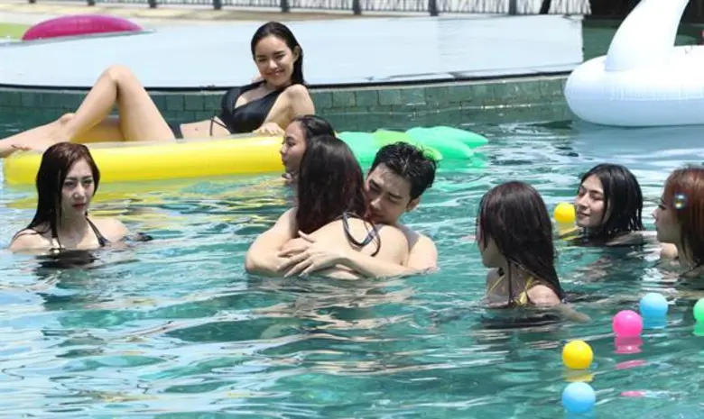 เปิดเรื่องมาก็ทั้งฮา ทั้งแซ่บ สำหรับ ละคร...