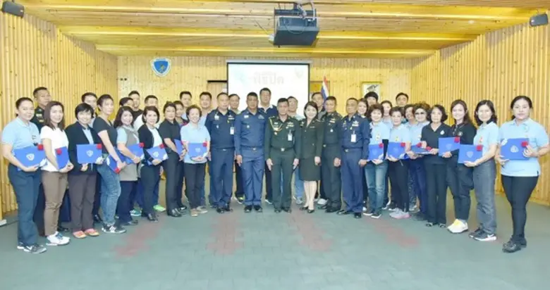 พลโท ดร.ธนเกียรติ ชอบชื่นชม ผบ.ศรภ.มอบหมายให้ พ.อ.ป...