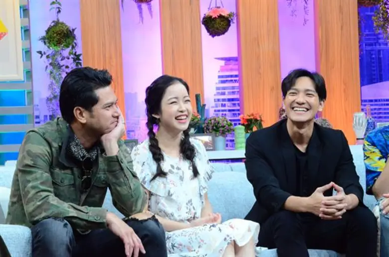 "สวัสดี Station" สัปดาห์นี้ 2 พิธีกร แหม่...