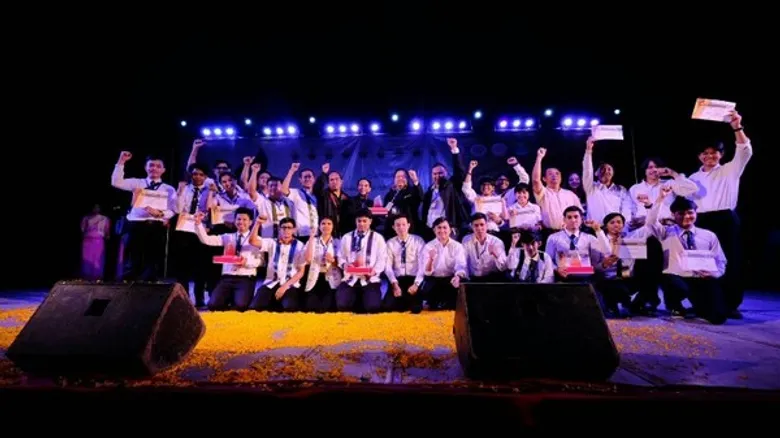 นักศึกษา คณะครุศาสตร์อุตสาหกรรม มจพ. คว้ารางวัลชนะเลิศ รองชนะเลิศ โครงการ Teaching Academy Award 2018 ครั้งที่ 7