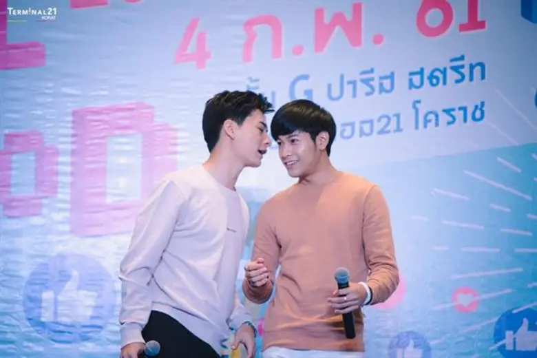 ทำเอาสาวกพีรญากรี๊ดห้างแตกกับความฮอตและคว...