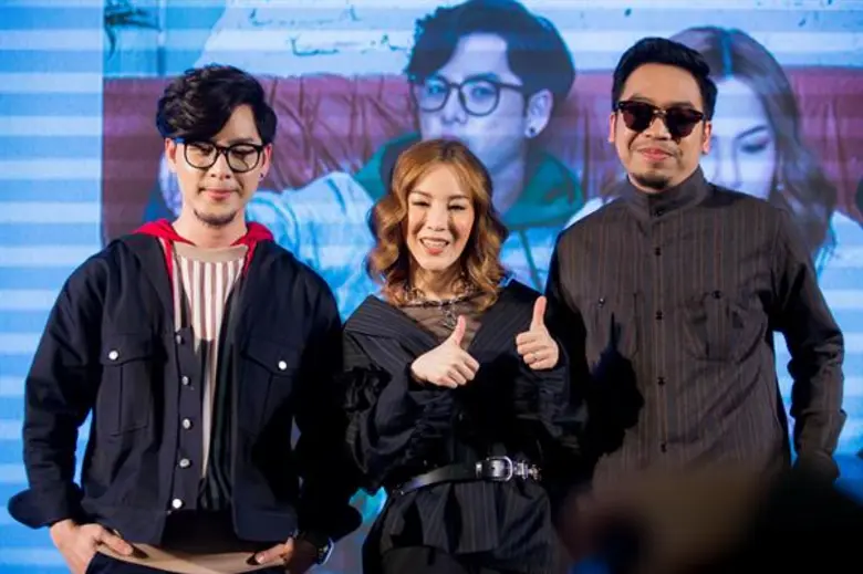 เลิฟอิส เอ็นเตอร์เทนเม้นท์ จำกัด จัดงานแถ...