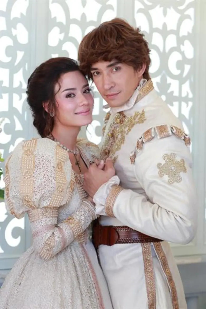 เรื่องย่อ: บุพเพสันนิวาส