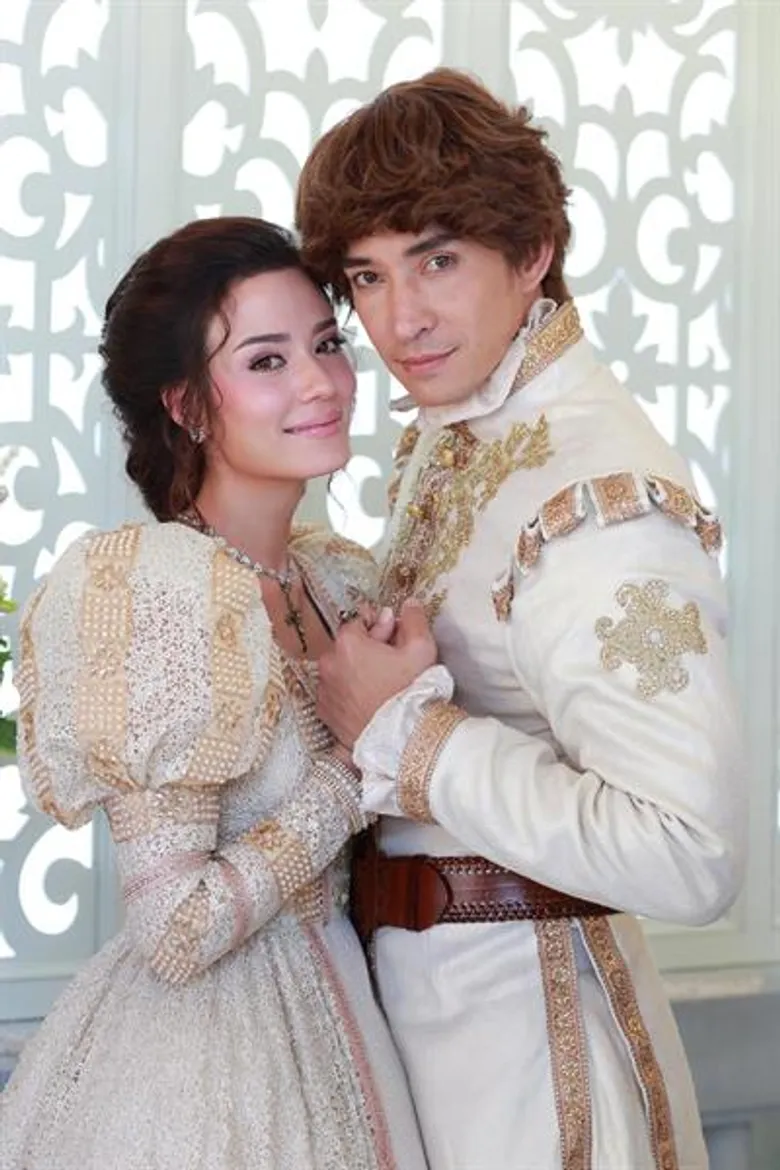 เรื่องย่อ: บุพเพสันนิวาส