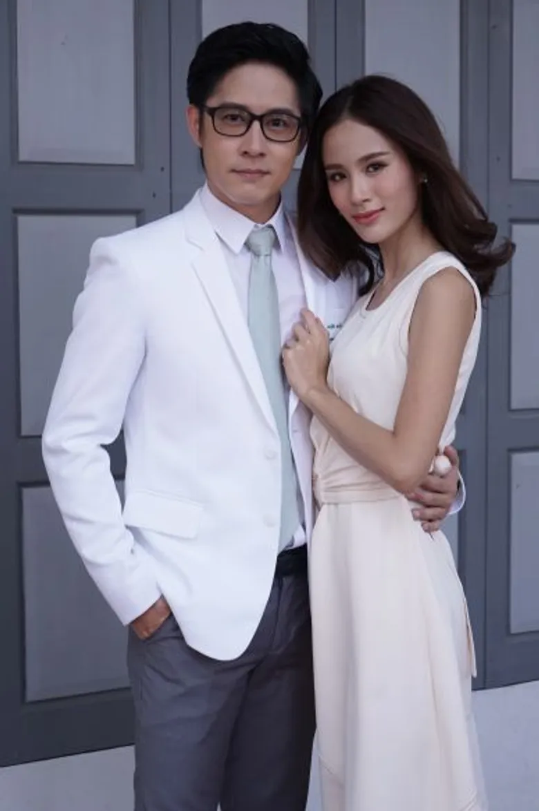 เรื่องย่อ: พรหมไม่ได้ลิขิต