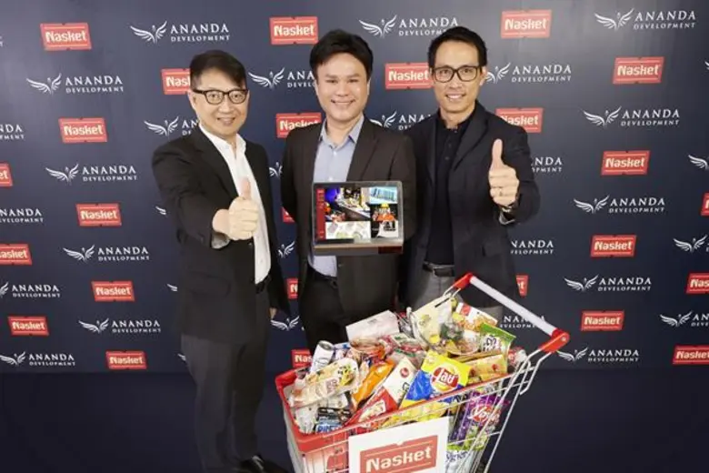 คุณชานนท์ เรืองกฤตยา ประธานเจ้าหน้าที่บริ...